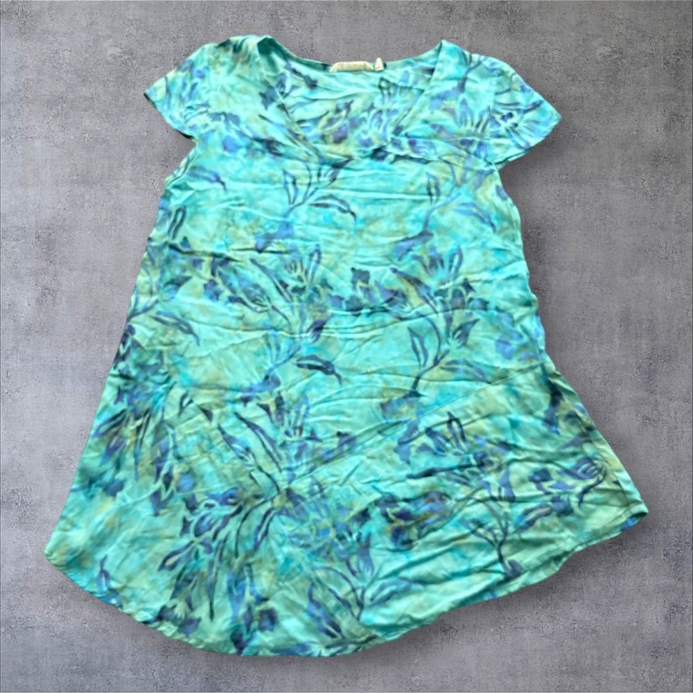 Soft Surroundings Tunic Top Womens Medium Blue Green Batik Floral V-Neck Rayon